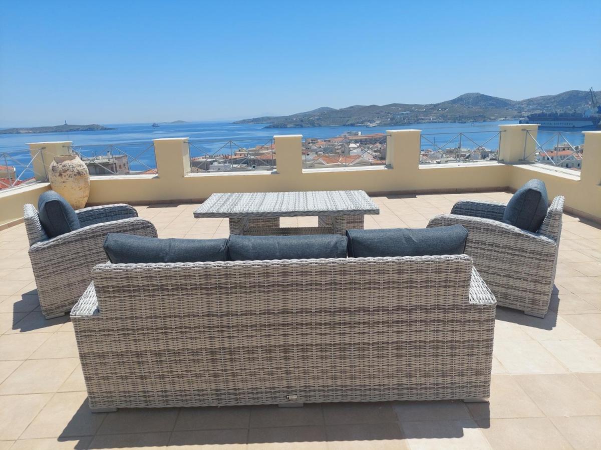 Hermes Penthouse Ermoupoli Buitenkant foto