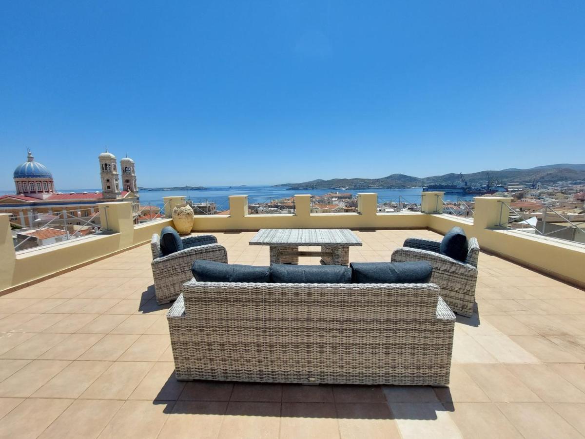 Hermes Penthouse Ermoupoli Buitenkant foto