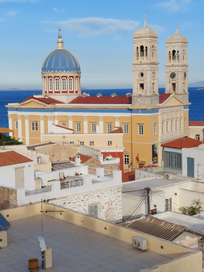 Hermes Penthouse Ermoupoli Buitenkant foto